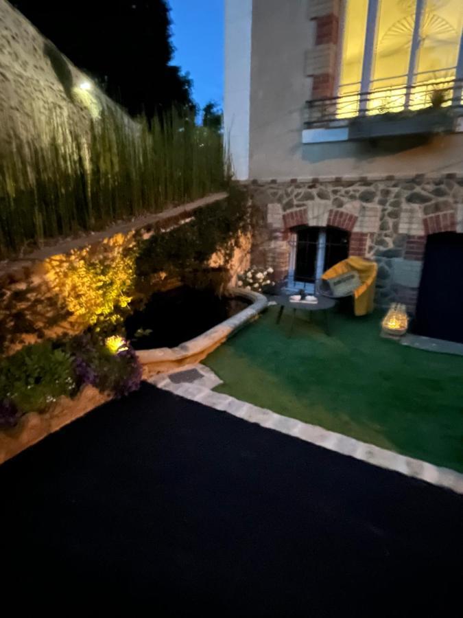 Bed and Breakfast La Demeure Sille-le-Guillaume Екстер'єр фото