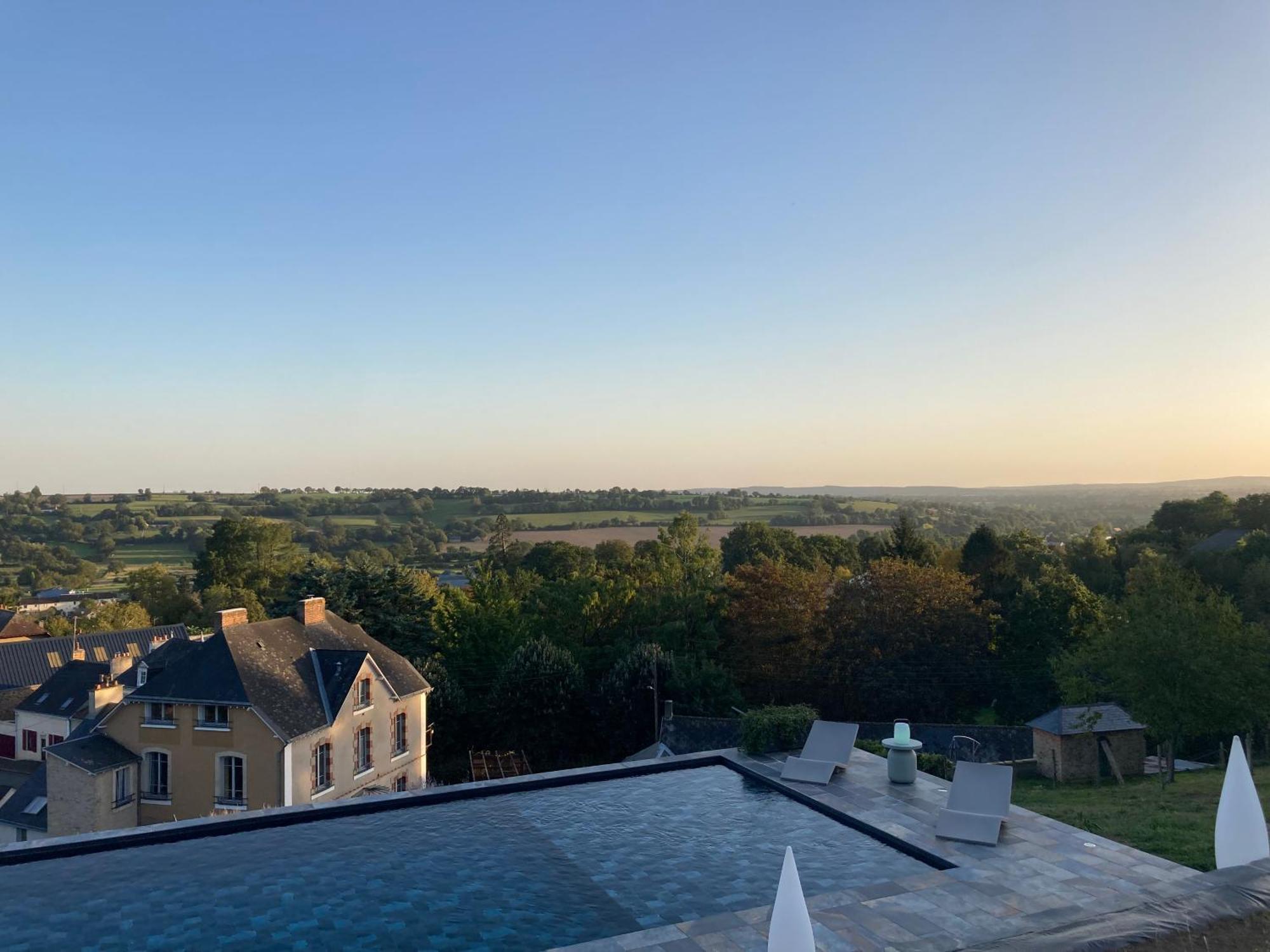 Bed and Breakfast La Demeure Sille-le-Guillaume Екстер'єр фото